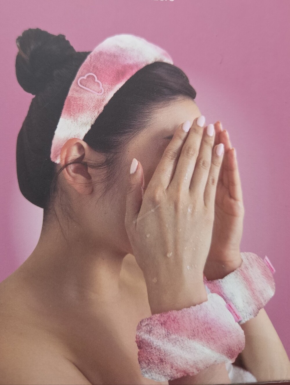 MakeUp Eraser Drip Eraser 3 Piece Set Pink Headband And Wristbands